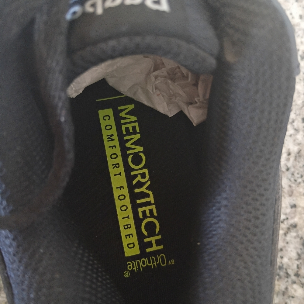 CLEARANCE Reebok DMXride All-Black Memorytech Ortholite Sneakers - Picture 7 of 8